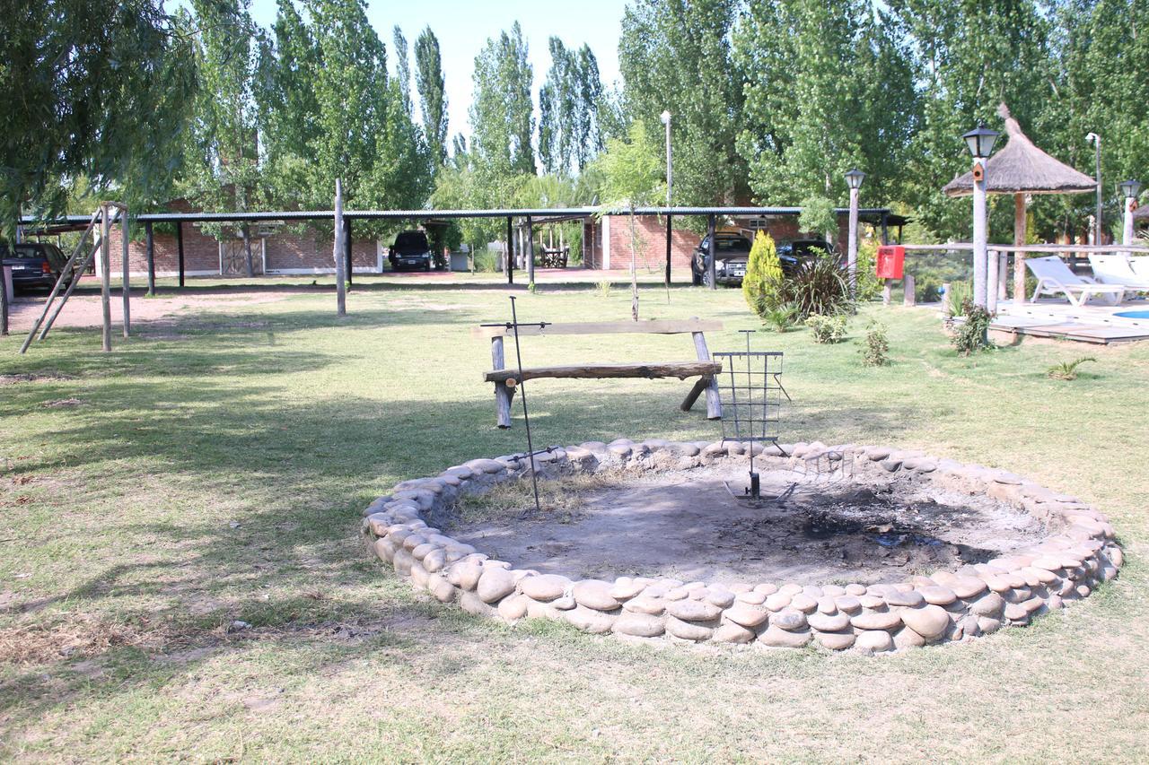 Cabanas El Pueblo Escondido Hotel San Rafael  Zewnętrze zdjęcie