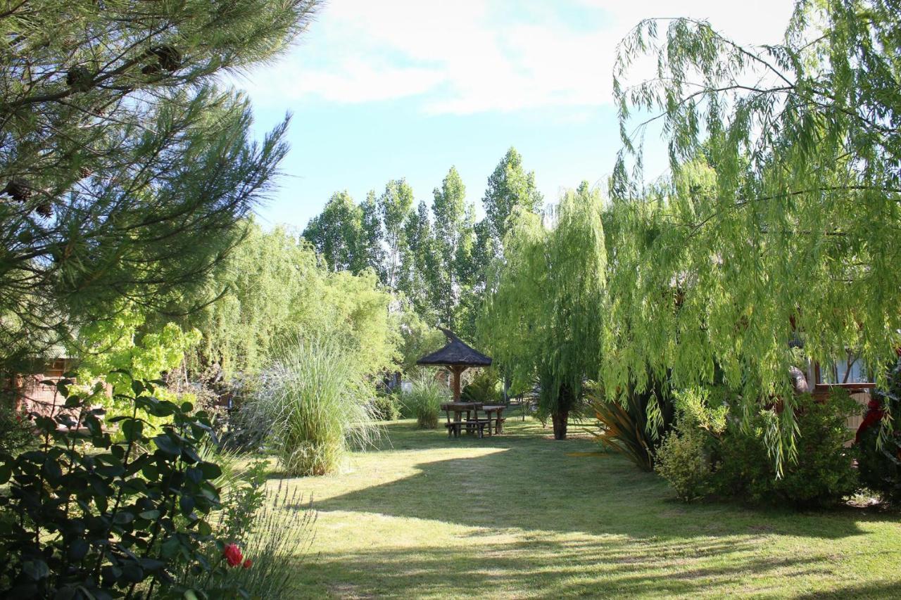 Cabanas El Pueblo Escondido Hotel San Rafael  Zewnętrze zdjęcie